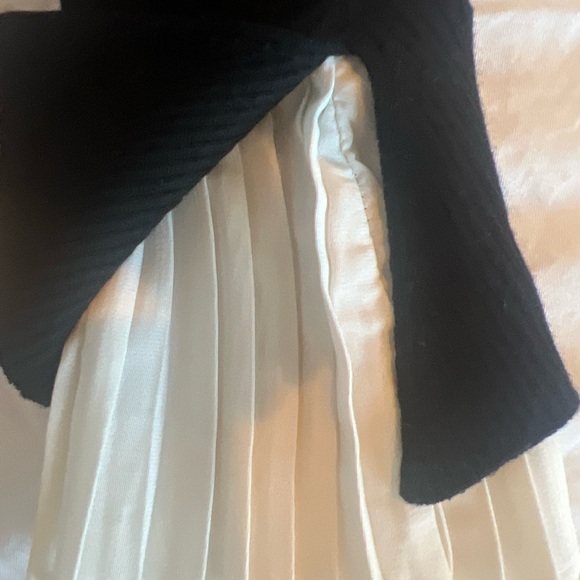 Unique detailed neck and sleeves black sweater top. - Picture 7 of 8